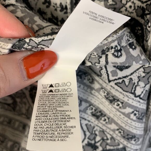 Lucky Brand Lelah Boho Floral Split Neck Tassel Tunic Blouse Sz M - Picture 11 of 11